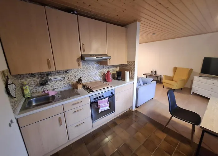 Schöntal 2 Apartment *